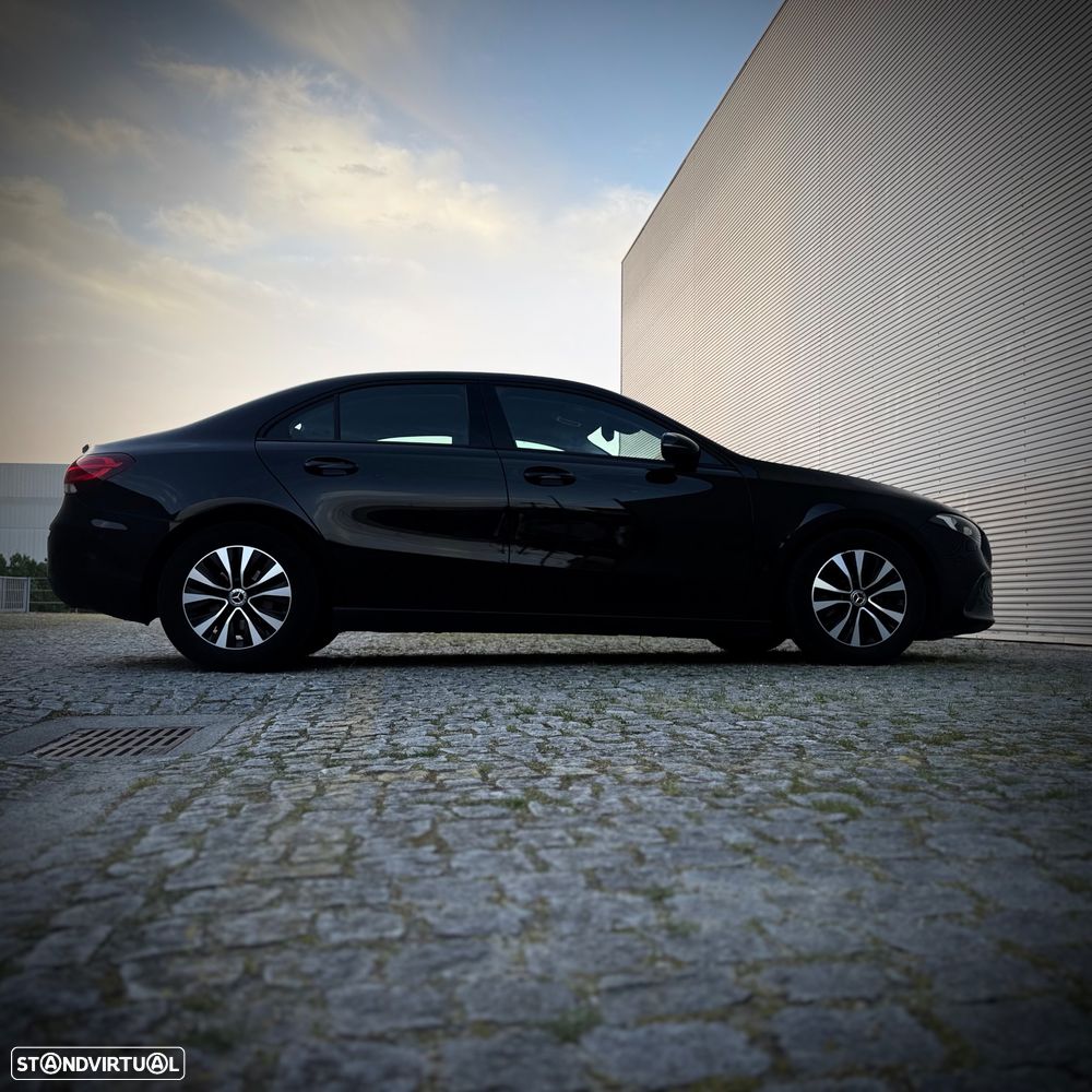 Mercedes-Benz A 180 Limousine d Style Plus Aut. - 15