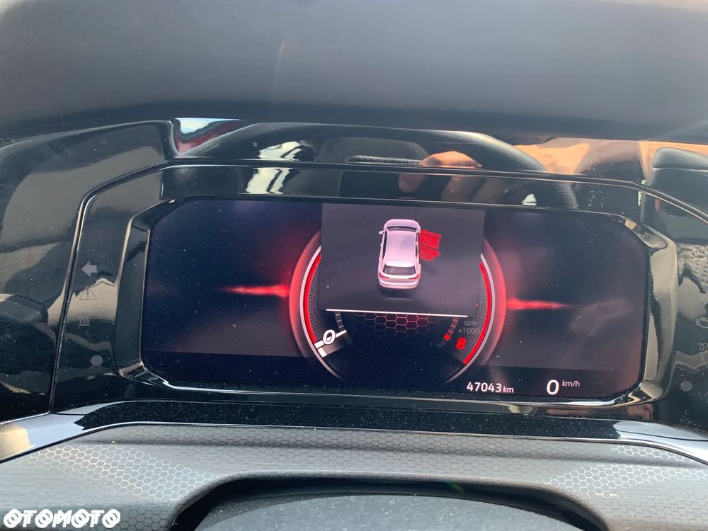 Volkswagen Golf 2.0 TSI OPF GTI - 2