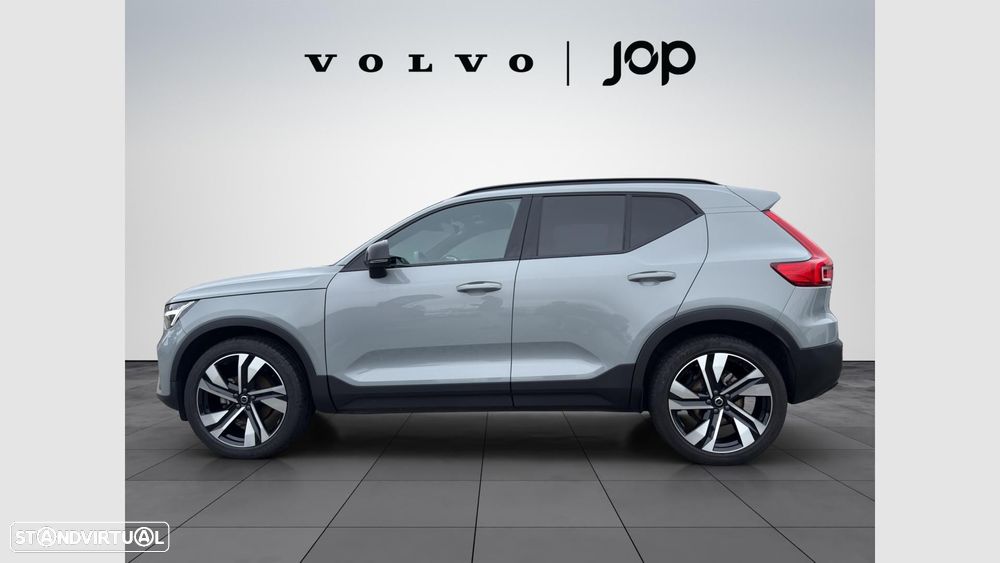 Volvo XC 40 1.5 T2 Plus Dark Auto - 2