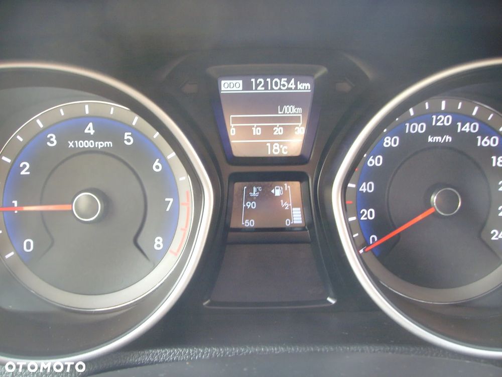 Hyundai i30 - 23