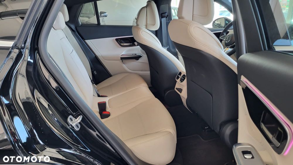 Mercedes-Benz GLC - 7