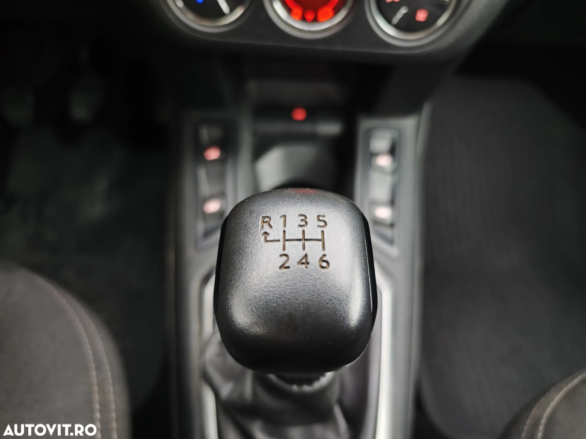Peugeot 301 1.5 BlueHDI FAP Allure - 24