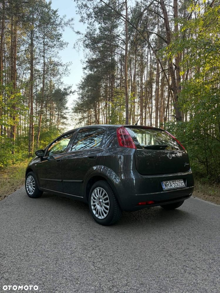 Fiat Grande Punto - 5