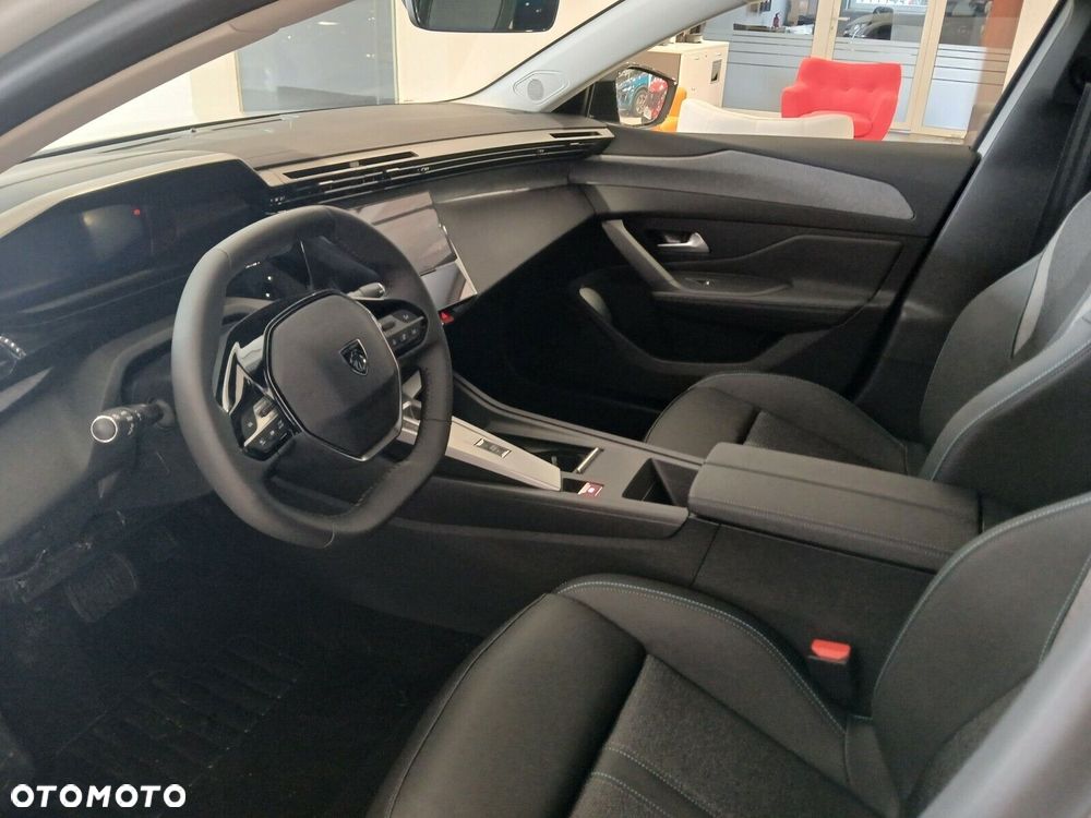 Peugeot 408 1.2 PureTech mHEV GT S&S e-DSC6 - 8