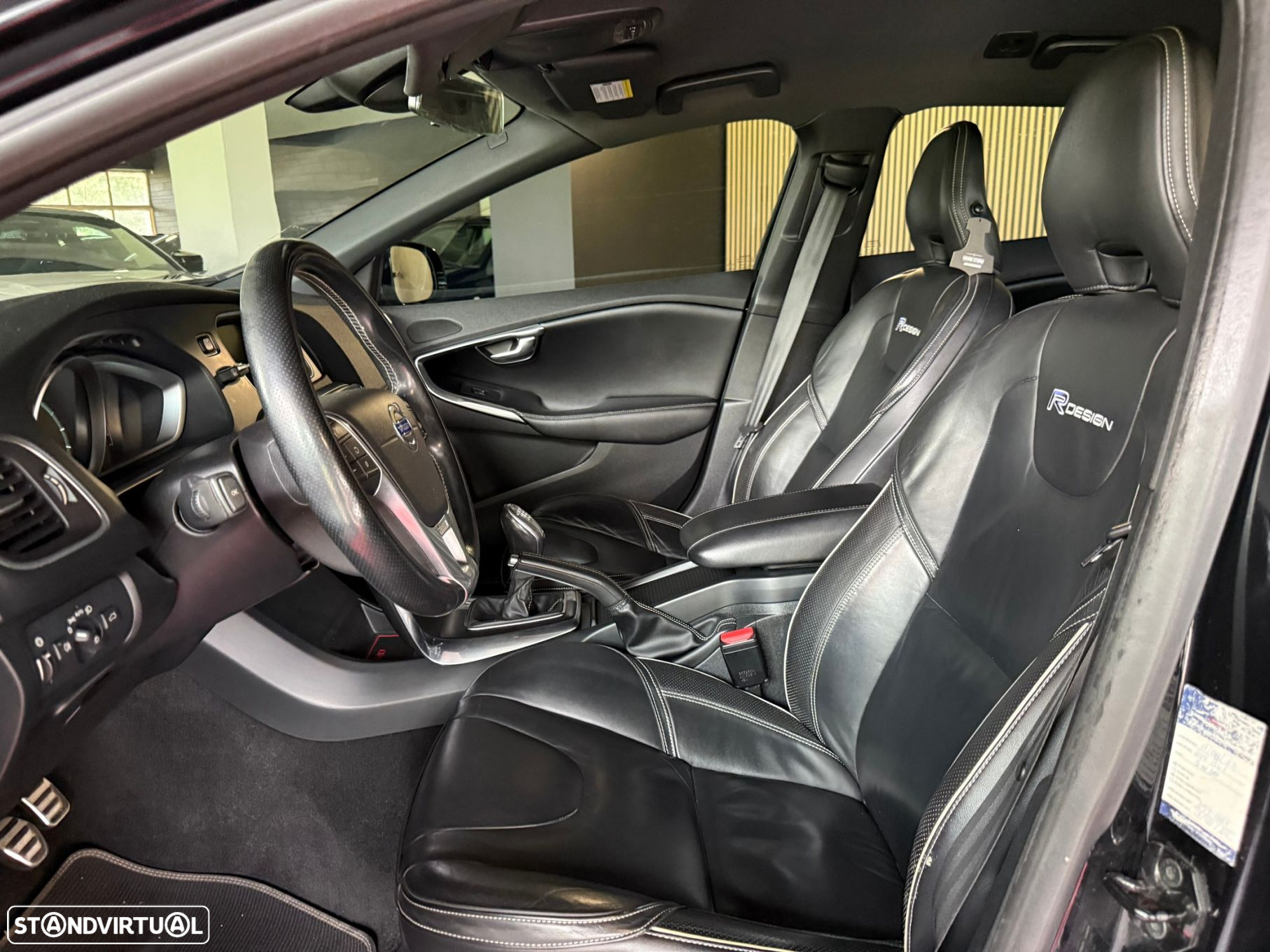 Volvo V40 1.6 D2 R-Design - 7