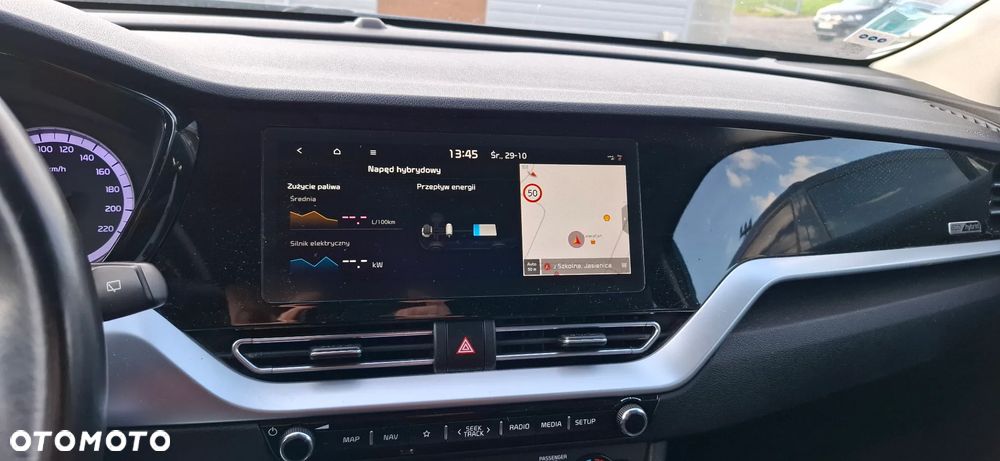 Kia Niro ver-1-6-gdi-hev-2wd-opf-vision - 29