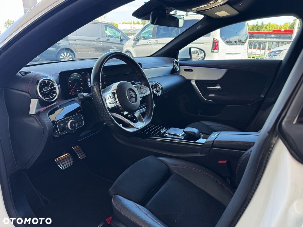 Mercedes-Benz CLA 180 mHEV AMG Line 7G-DCT - 6