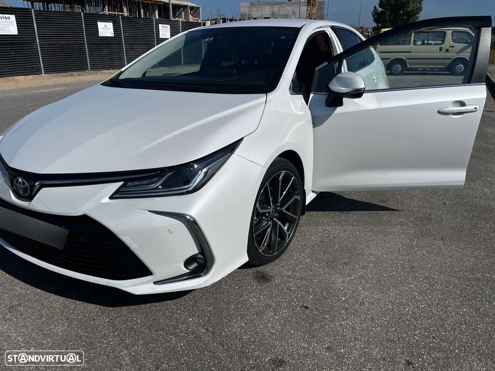 Toyota Corolla SD 1.8 Hybrid Luxury - 1