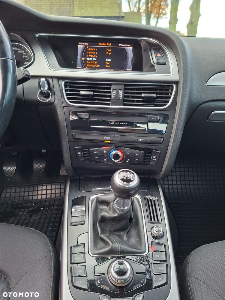 Honda Civic 1.8 Comfort - 11