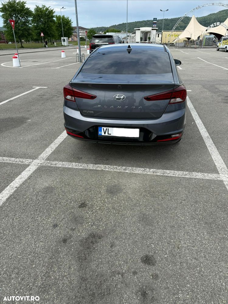 Hyundai Elantra 1.6 MPi Highway - 5