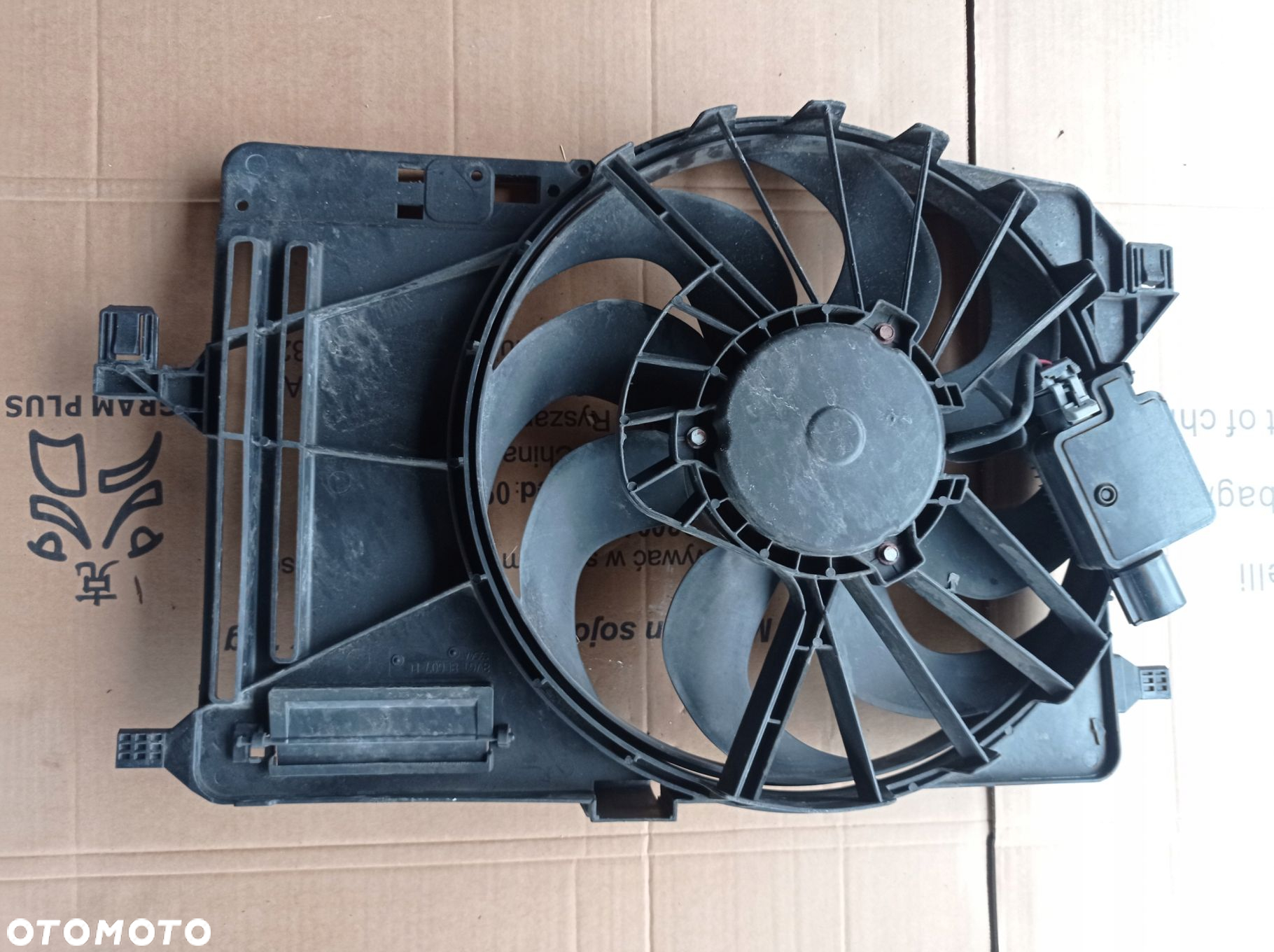 FOCUS MK3 1.6 TDCI WENTYLATOR CHŁODNICY - 2
