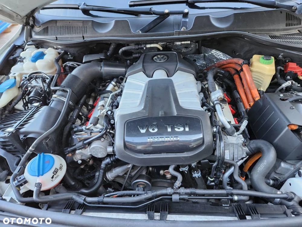 VW TOUAREG 7P CAYENNE 3.0 TSI CGEA SILNIK KOMPLETNY W AUCIE Z OSPRZETEM HYBRYDA