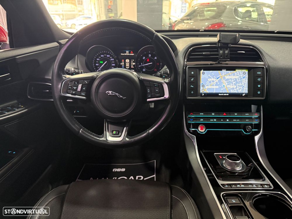 Jaguar XE E-Performance Aut. R-Sport - 22
