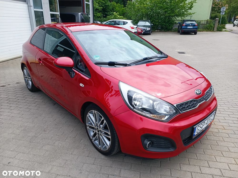 Kia Rio 1.4 Dream Team Edition - 10