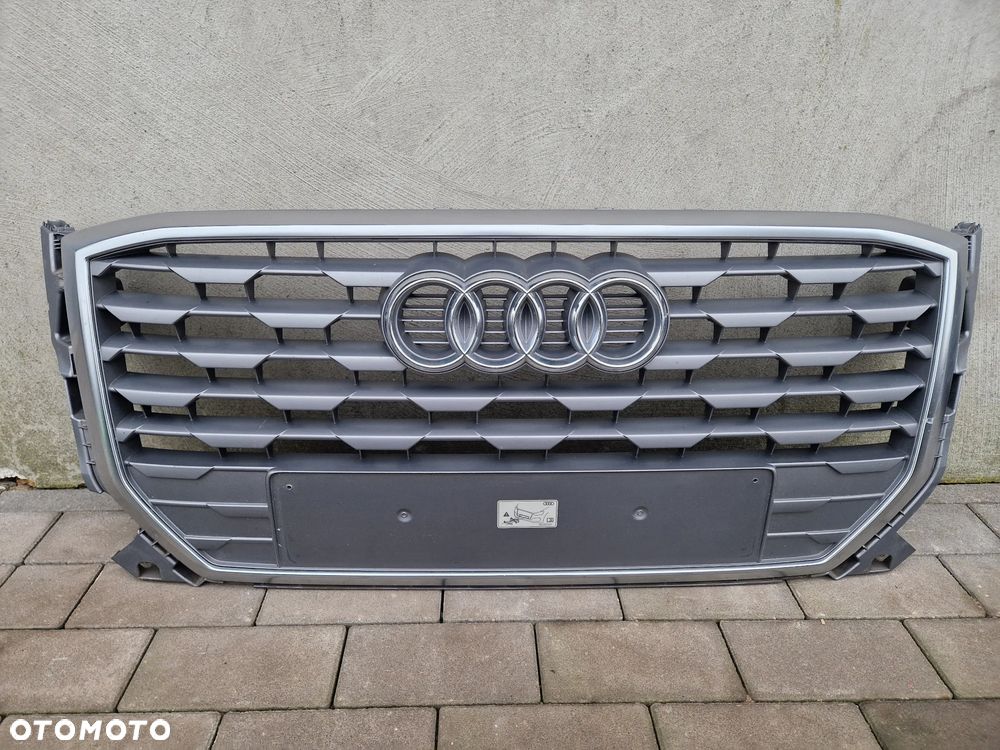 ATRAPA, GRIL AUDI Q2 2016-- - 1