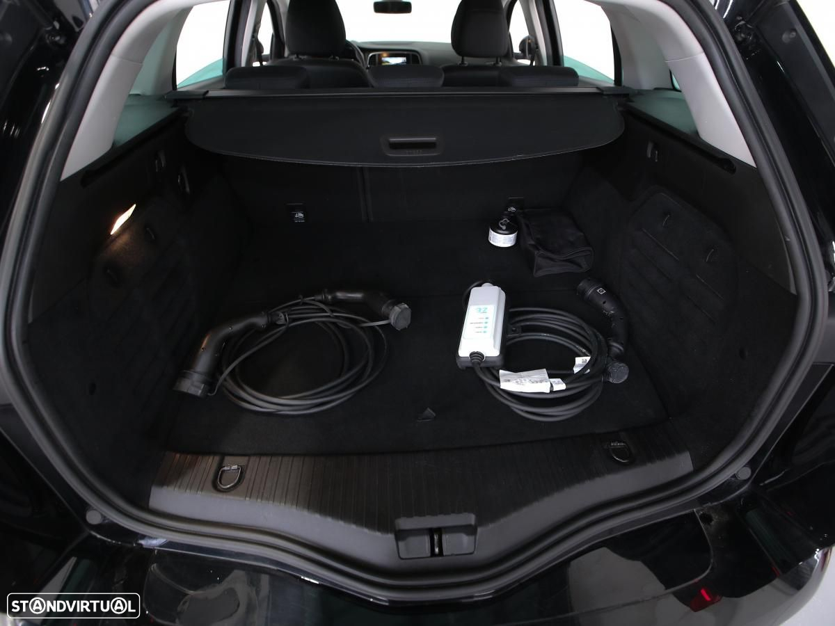 Renault Mégane Sport Tourer 1.6 E-Tech Plug-In Limited - 12
