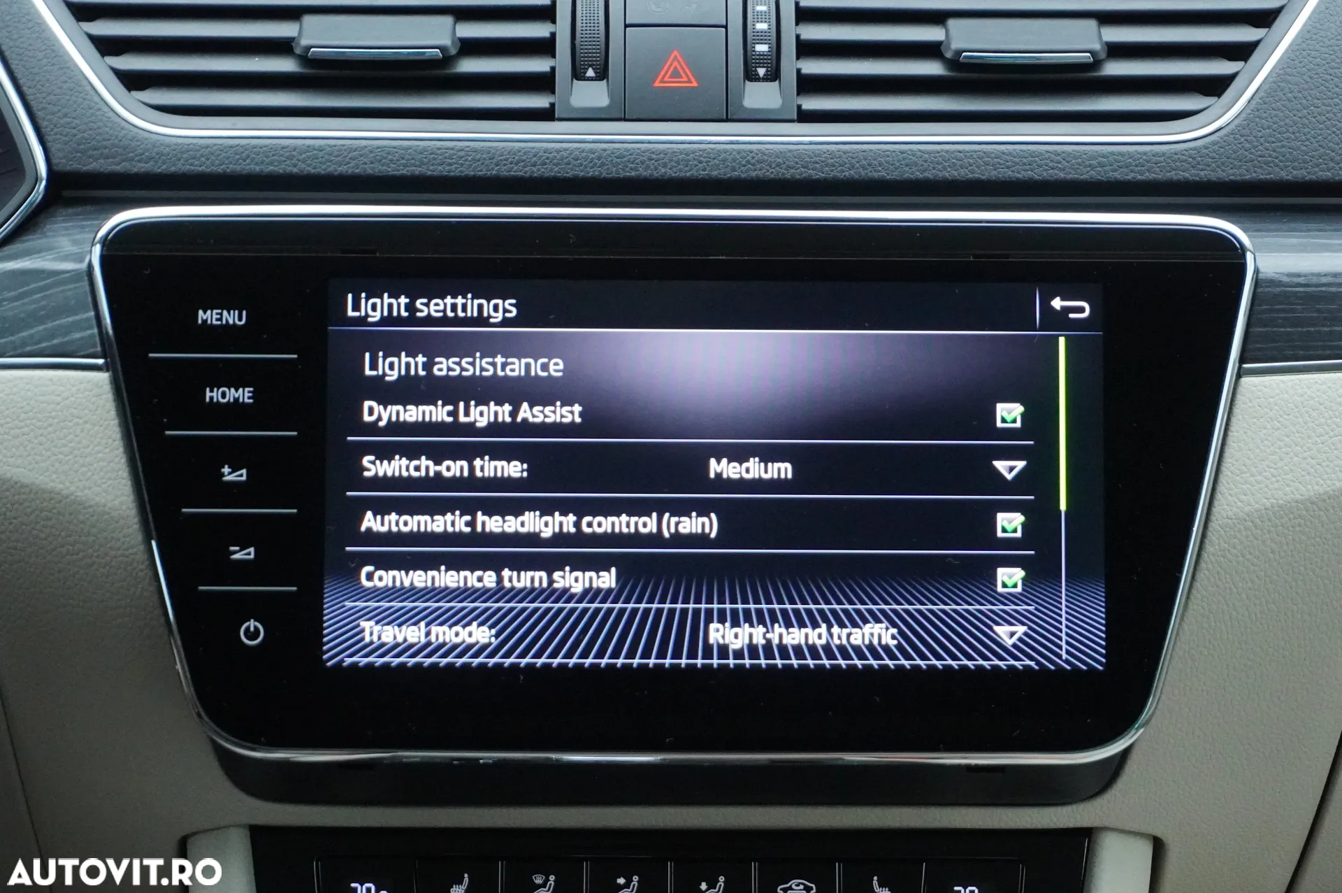 Skoda Superb 2.0 TDI 4X4 DSG Style - 31
