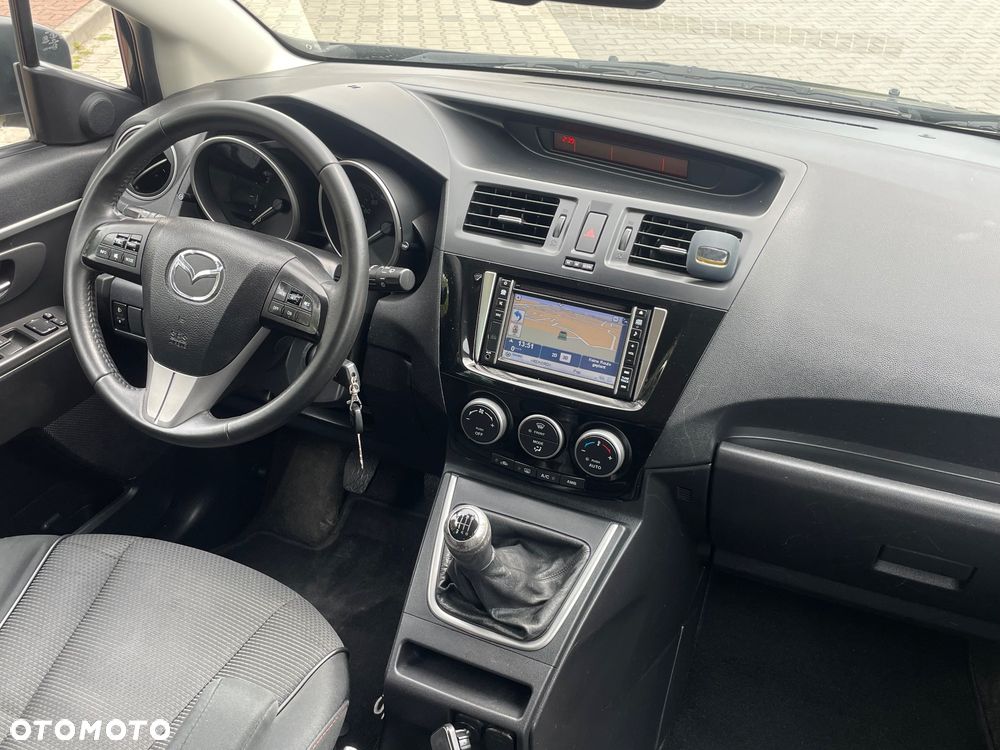 Mazda 5 - 6
