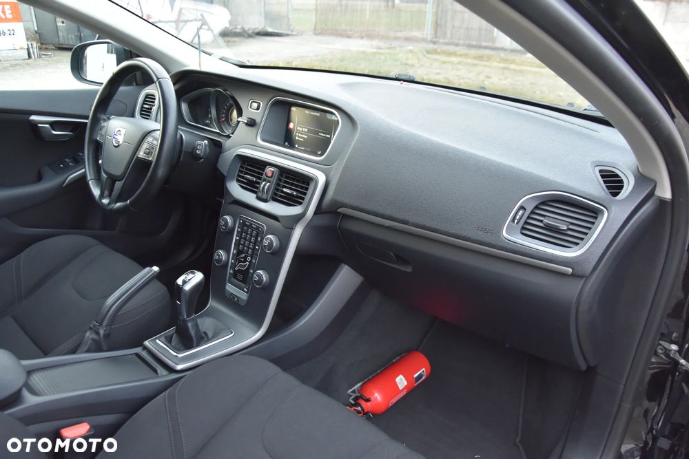 Volvo V40 - 12