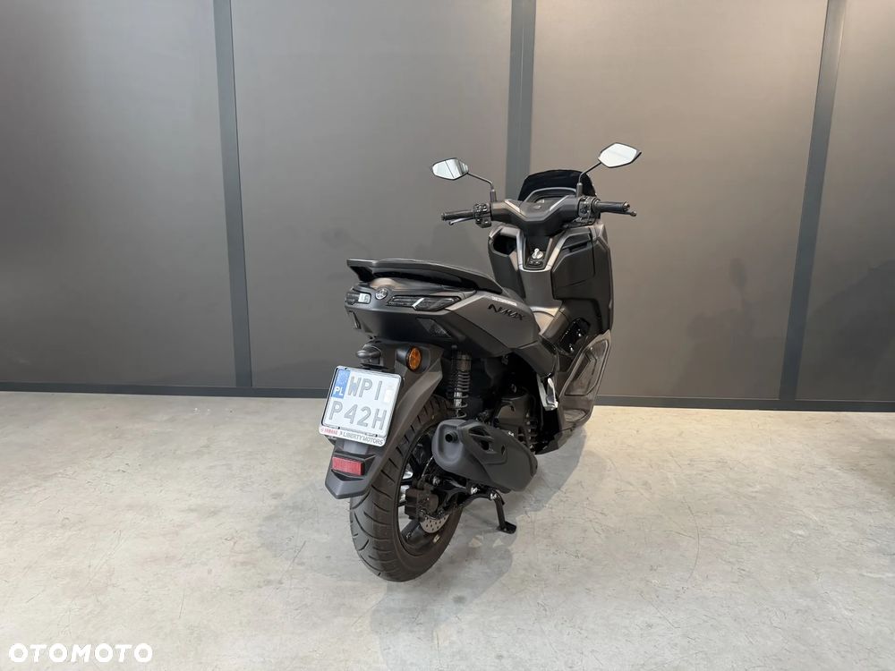 Yamaha NMAX - 7