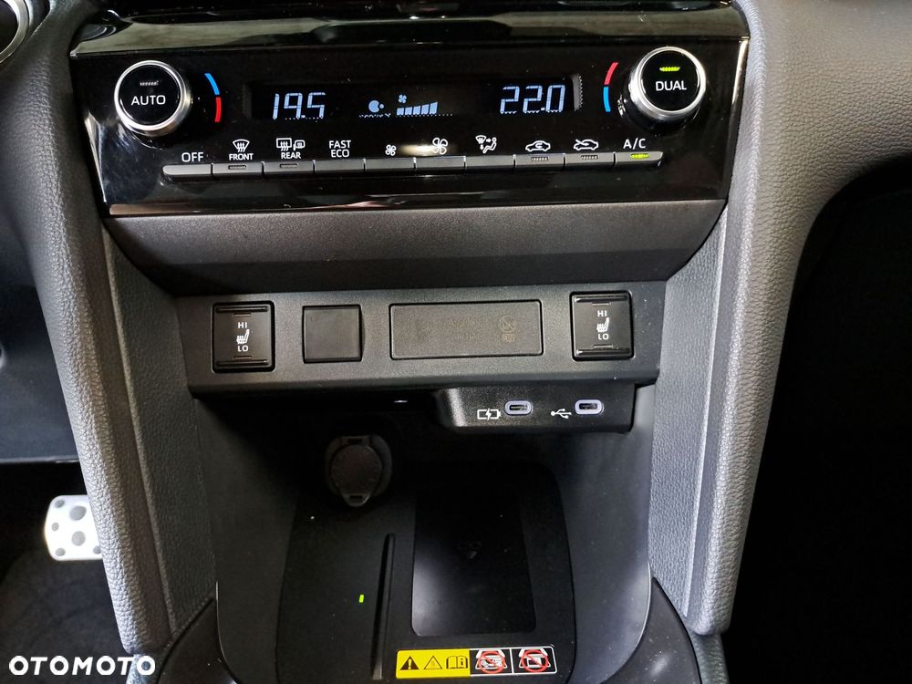 Toyota Yaris Cross Hybrid 1.5 GR Sport - 27