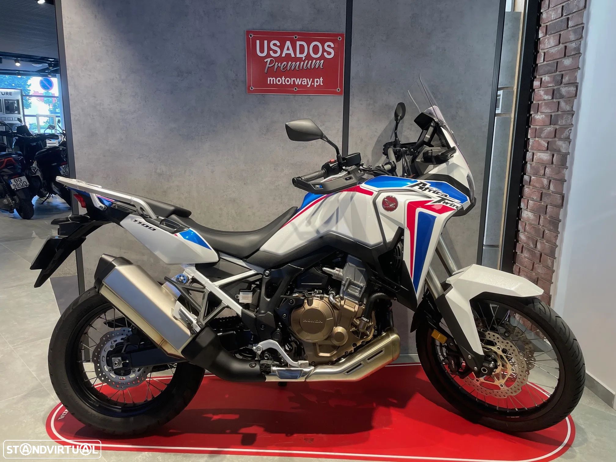 Honda Africa Twin STD MT - 1