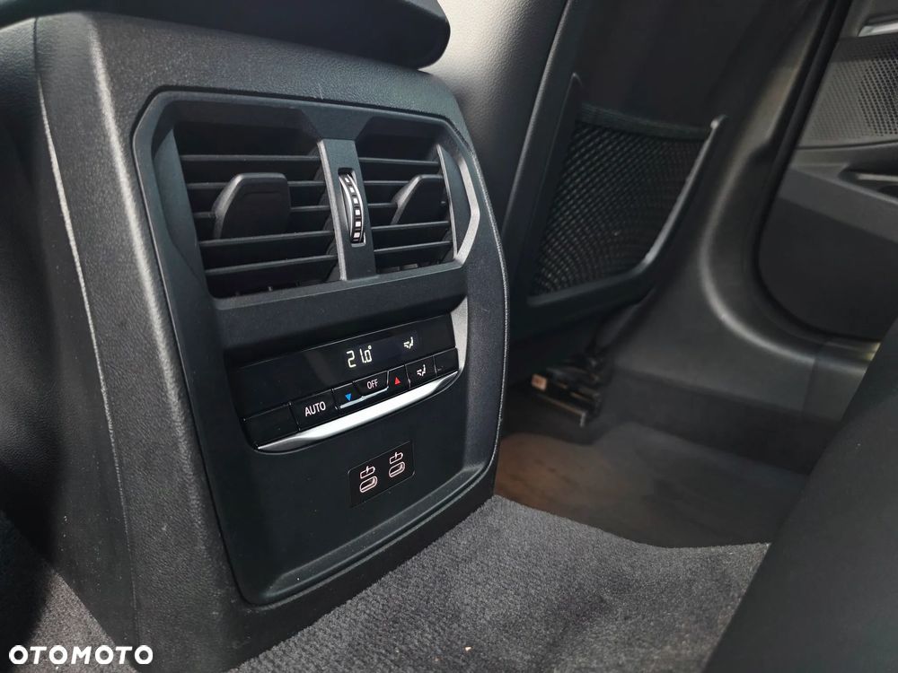 BMW Seria 3 320d Edition M Sport Shadow - 39