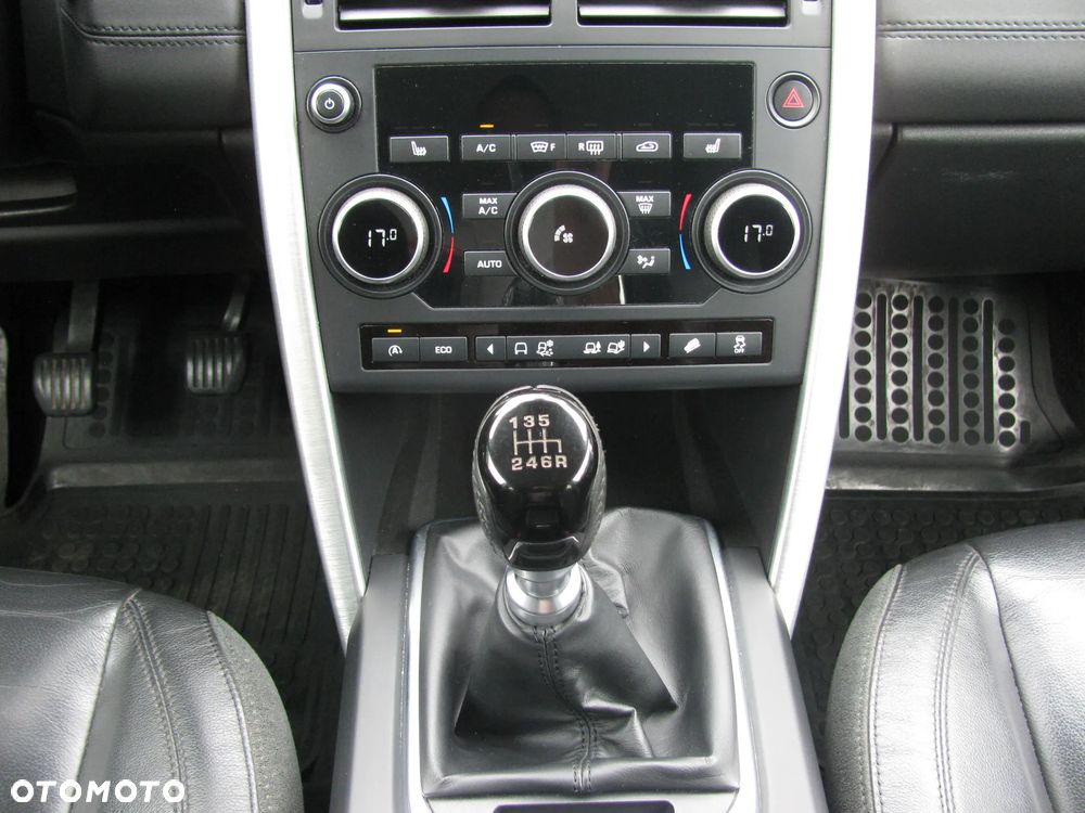 Land Rover Discovery Sport TD4 HSE - 21