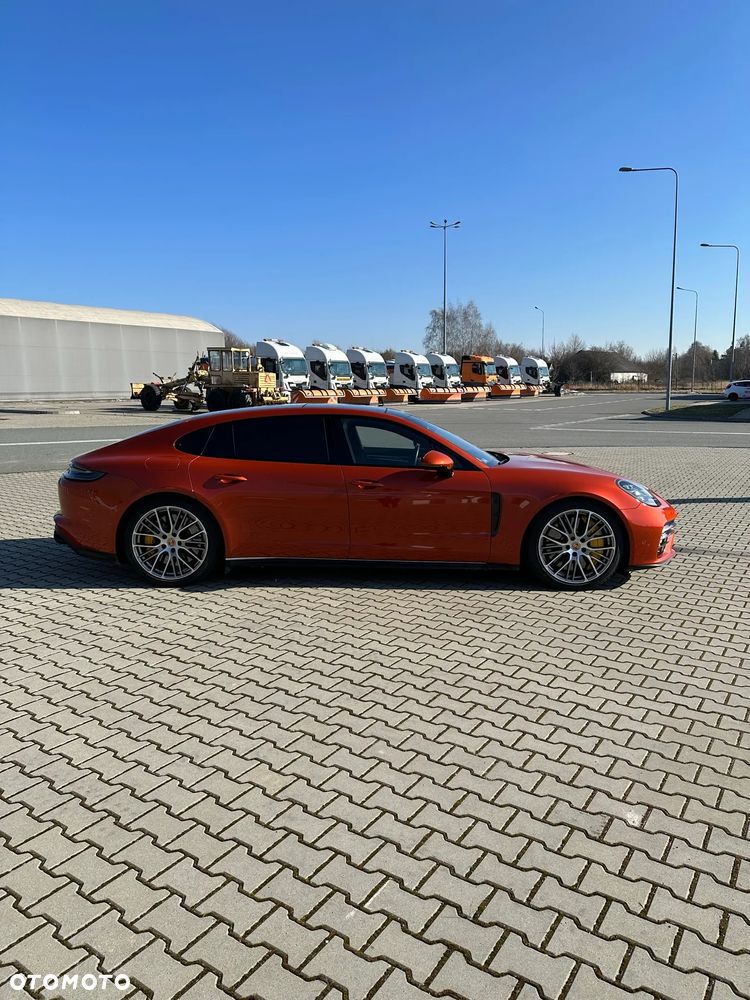 Porsche Panamera Turbo S Executive - 4