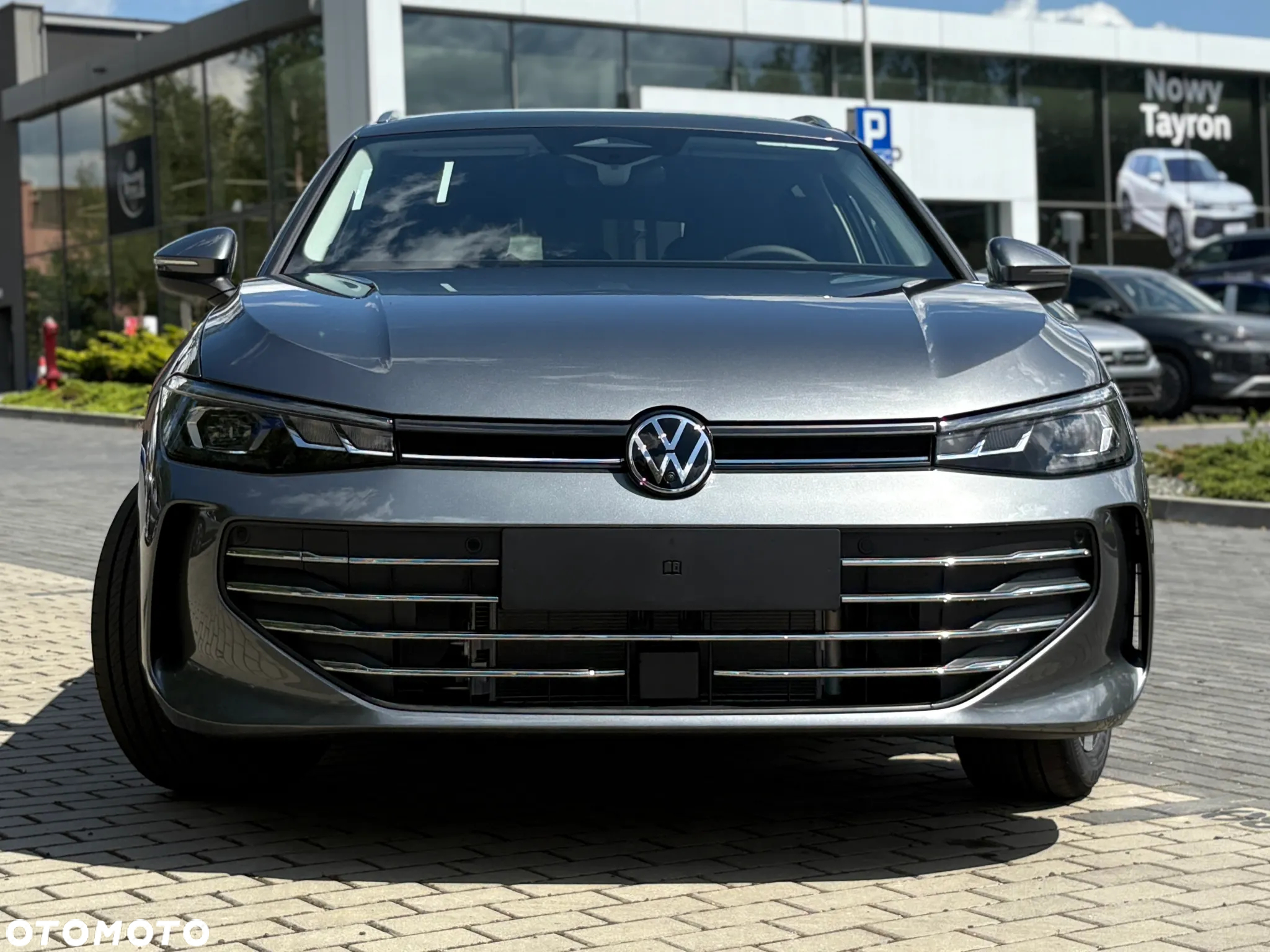 Volkswagen Passat 1.5 TSI ACT mHEV Business Plus DSG - 12