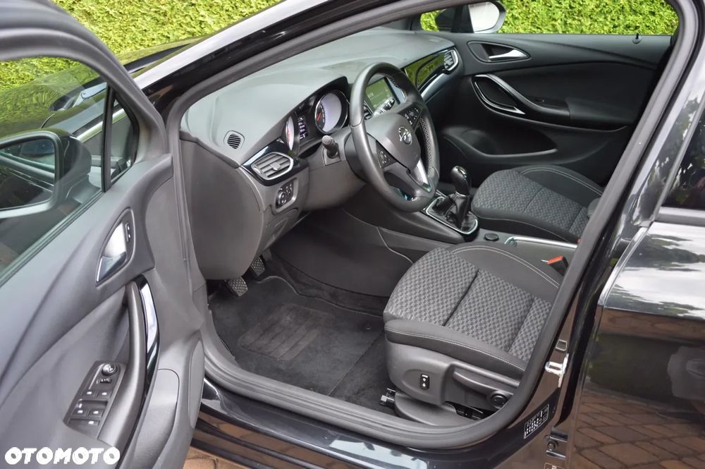 Opel Astra - 10