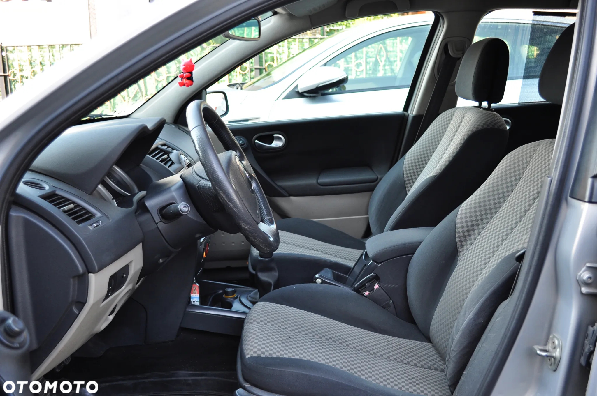 Renault Megane 1.6 Confort Expression - 11