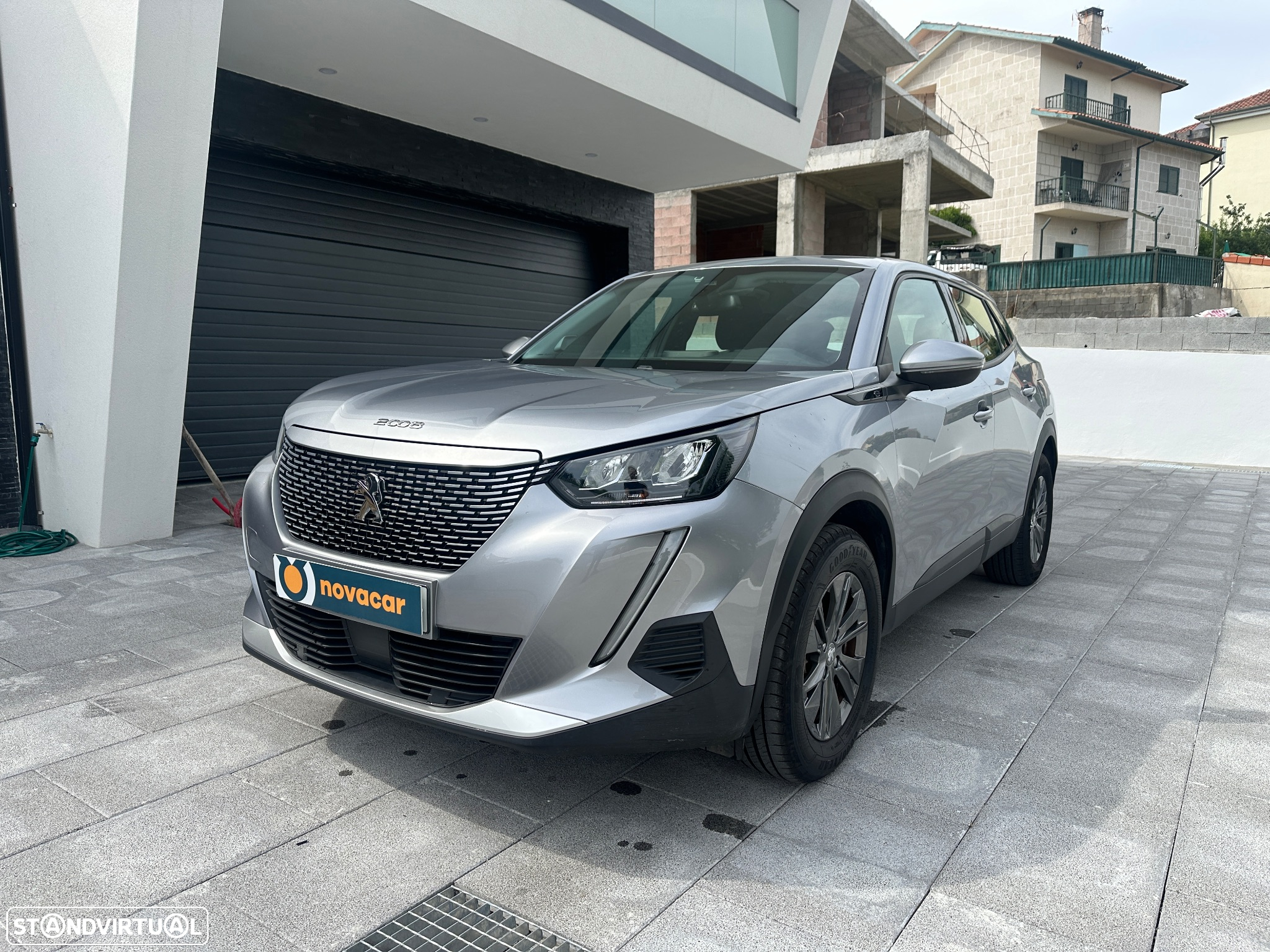 Peugeot e-2008 - 3