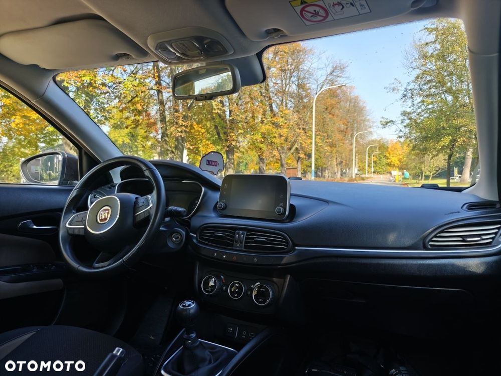 Fiat Tipo 1.4 T-Jet Lounge - 24