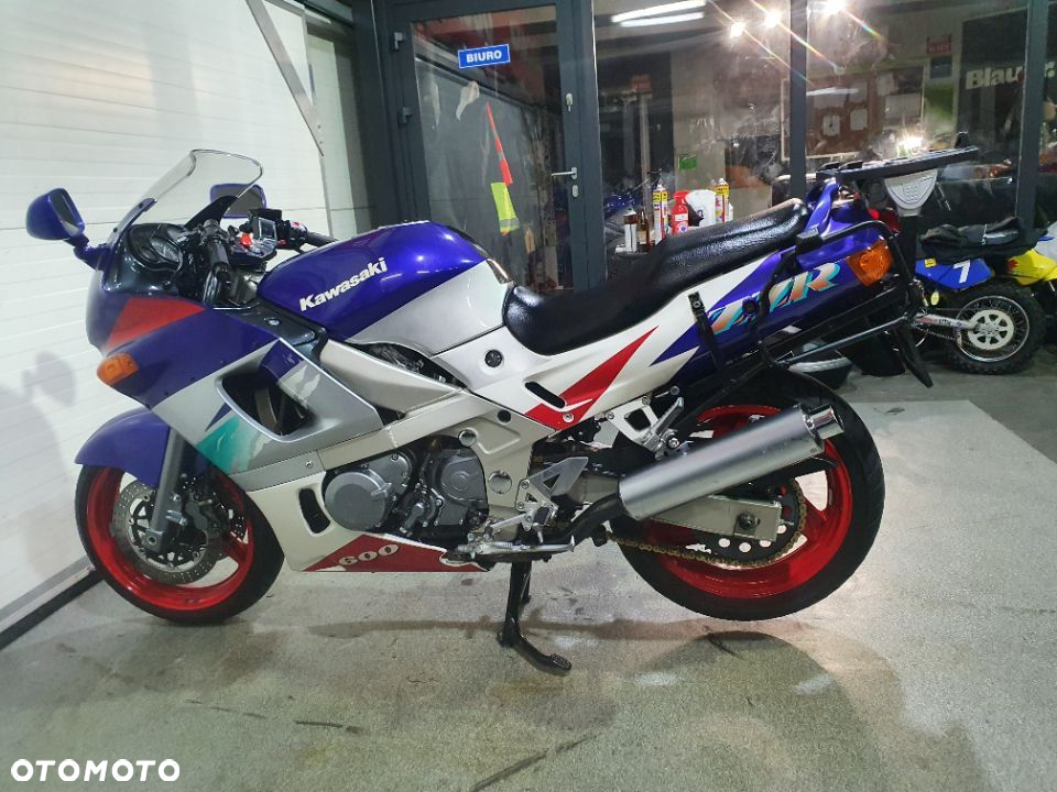 Kawasaki ZX - 27