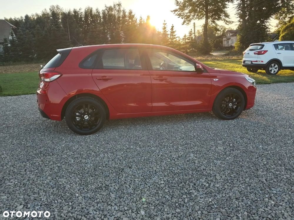 Hyundai i30 blue 1.4 Classic - 38