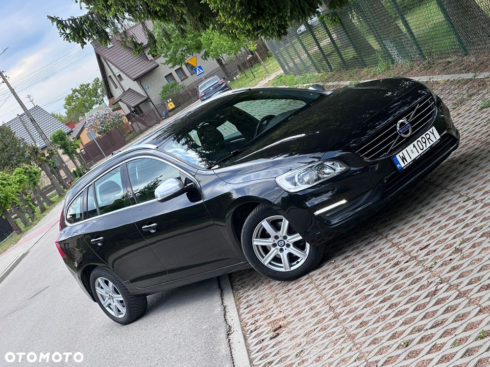 Volvo V60 D2 Summum - 8
