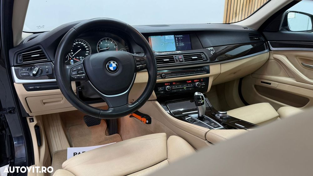 BMW Seria 5 530d Sport-Aut. - 25