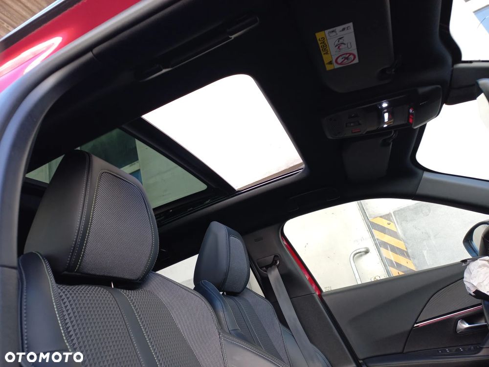 Peugeot 2008 PureTech 130 EAT8 GT Exclusive - 8