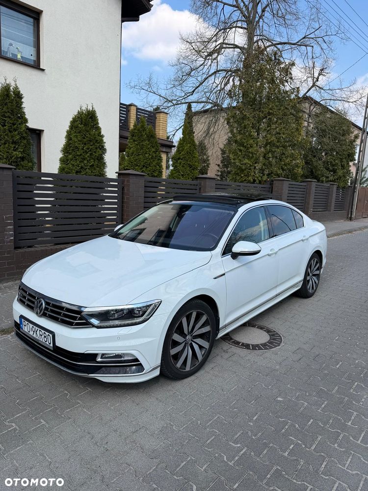 Volkswagen Passat - 4