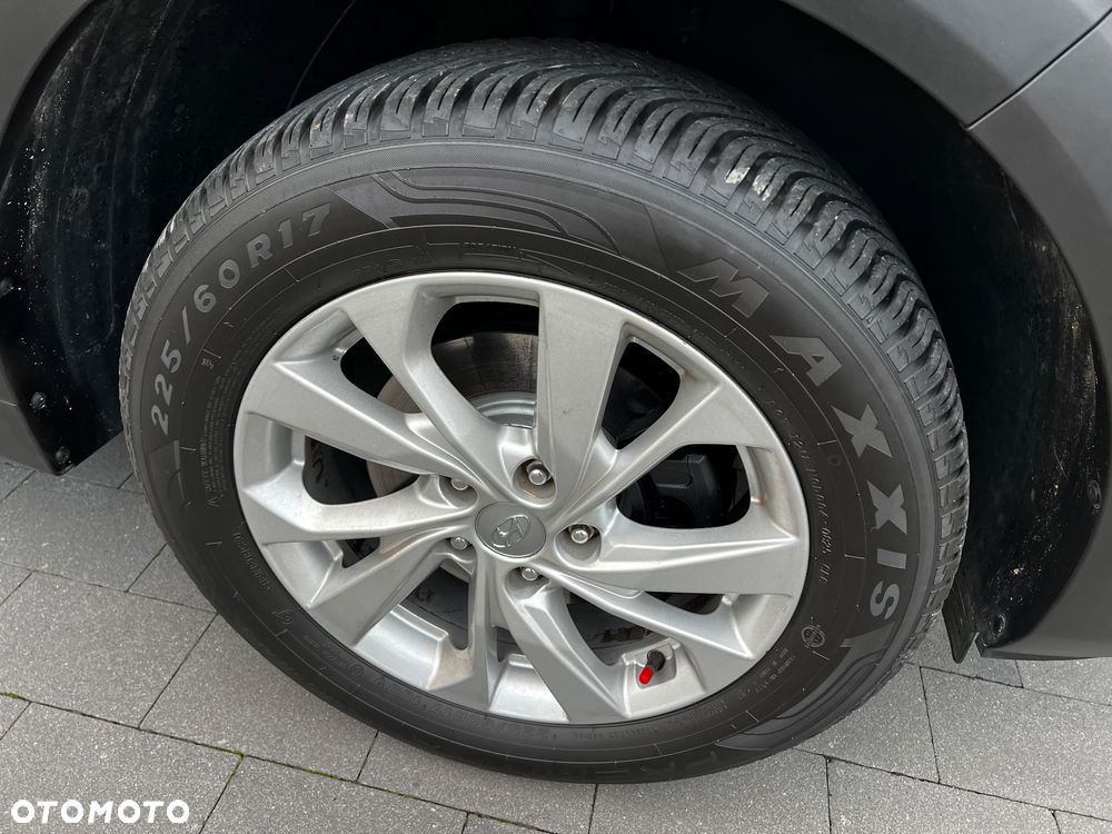 Hyundai Tucson blue 1.6 GDi 2WD Navi - 35