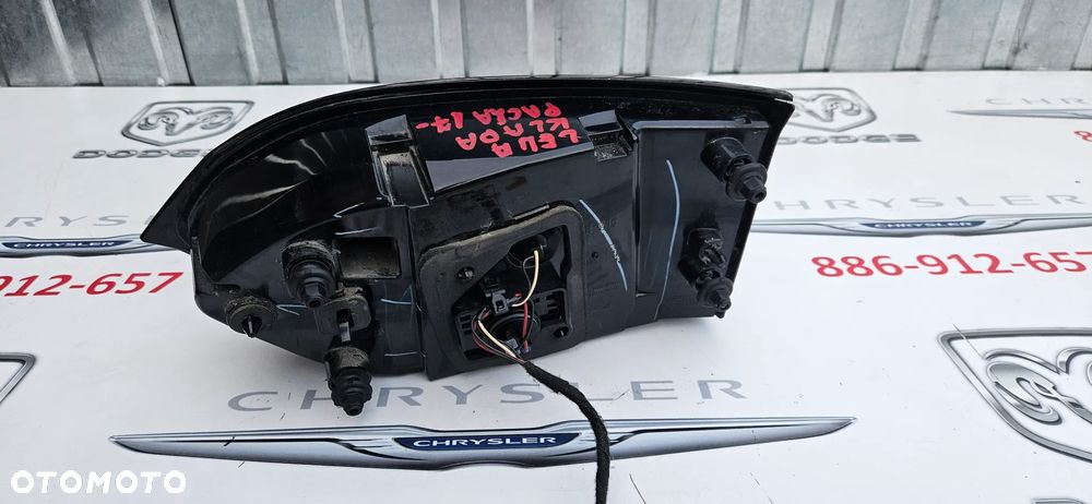 Chrysler Pacifica 2016- Lampa tył prawy Lampa tylna prawa Lampa tył lewy Lampa tylna lewa P68228940AE P68228941AE  ORYGINAŁ IDEALNE LED - 9