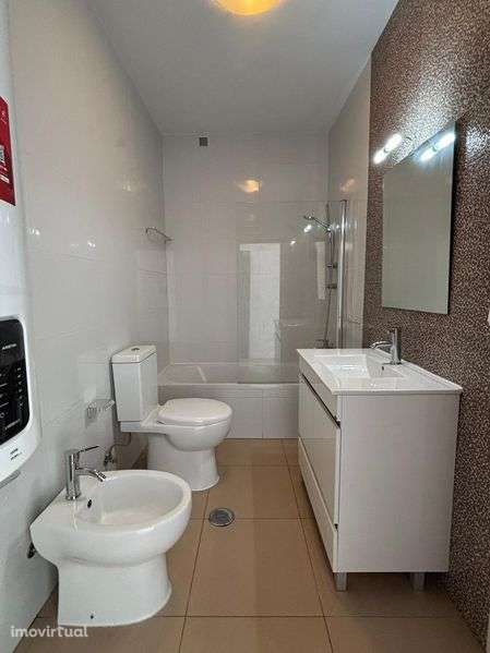 Apartamento T3 com 160m2 - Grande imagem: 2/8