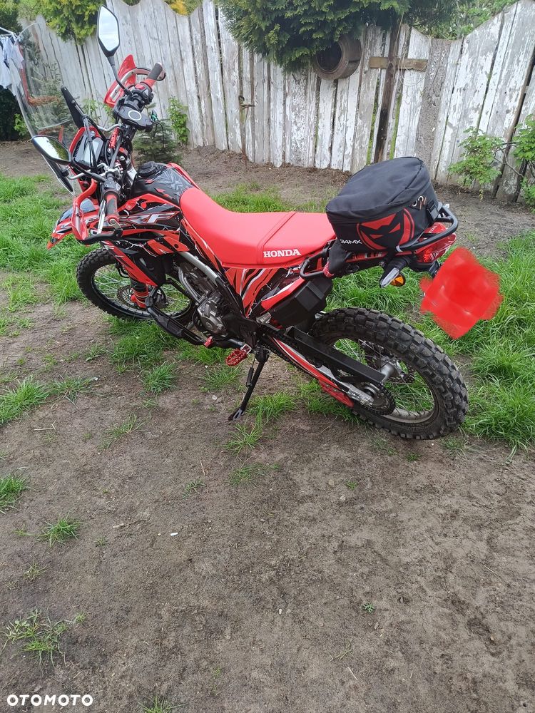 Honda CRF - 3