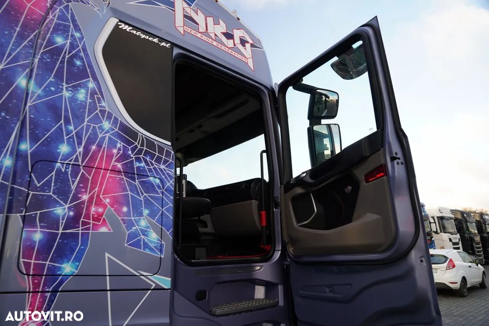Scania S 580 / V8 / EDIȚIE LIMITATĂ ORIGINALĂ / NR. 010 / RETARDER / I-PARK COOL / AER COMPLET MATIC / PIELE / EXPRESS / - 37