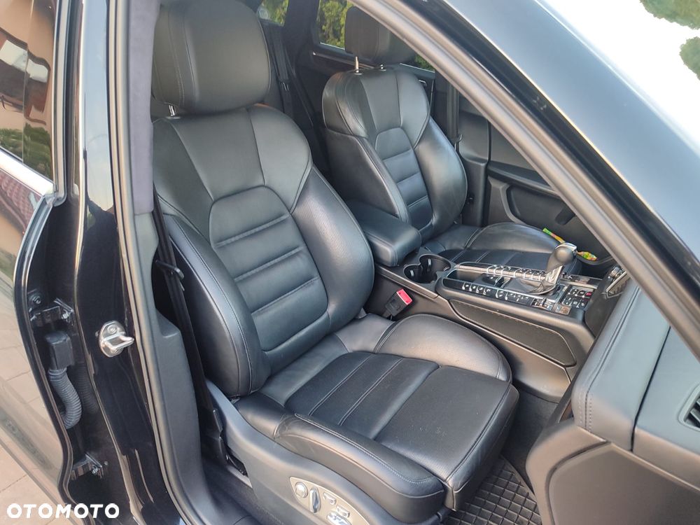 Porsche Macan Turbo PDK - 9
