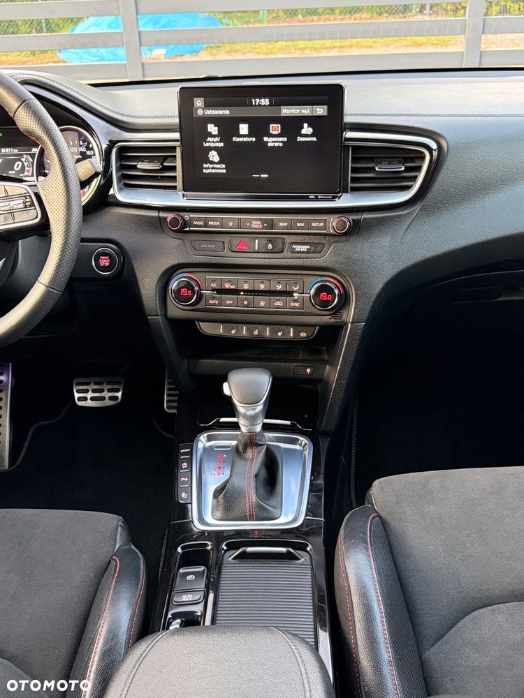Kia ProCeed 1.6 T-GDI GT DCT - 36