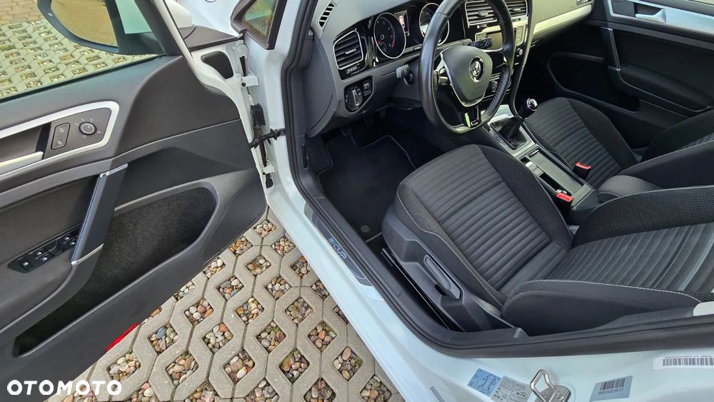 Volkswagen Golf 1.4 TSI BlueMotion Technology Cup - 13