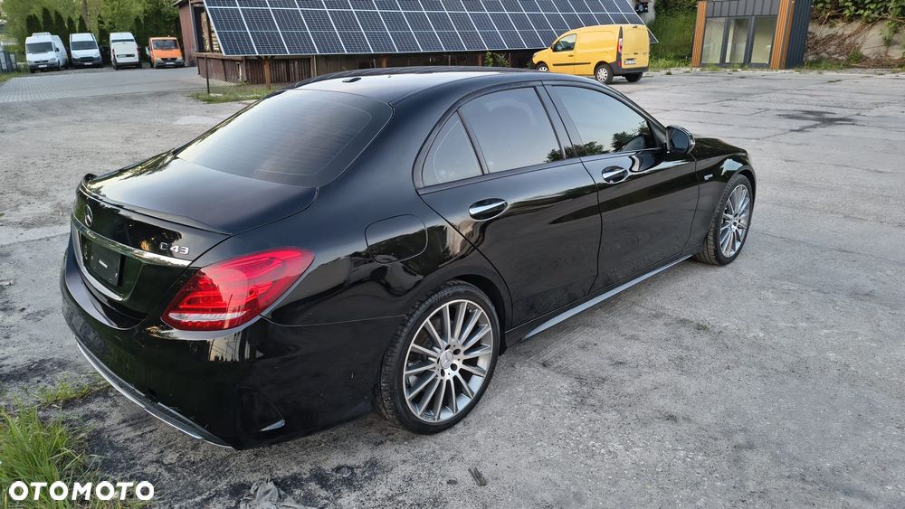 Mercedes-Benz Klasa C AMG 43 4Matic 9G-TRONIC - 10