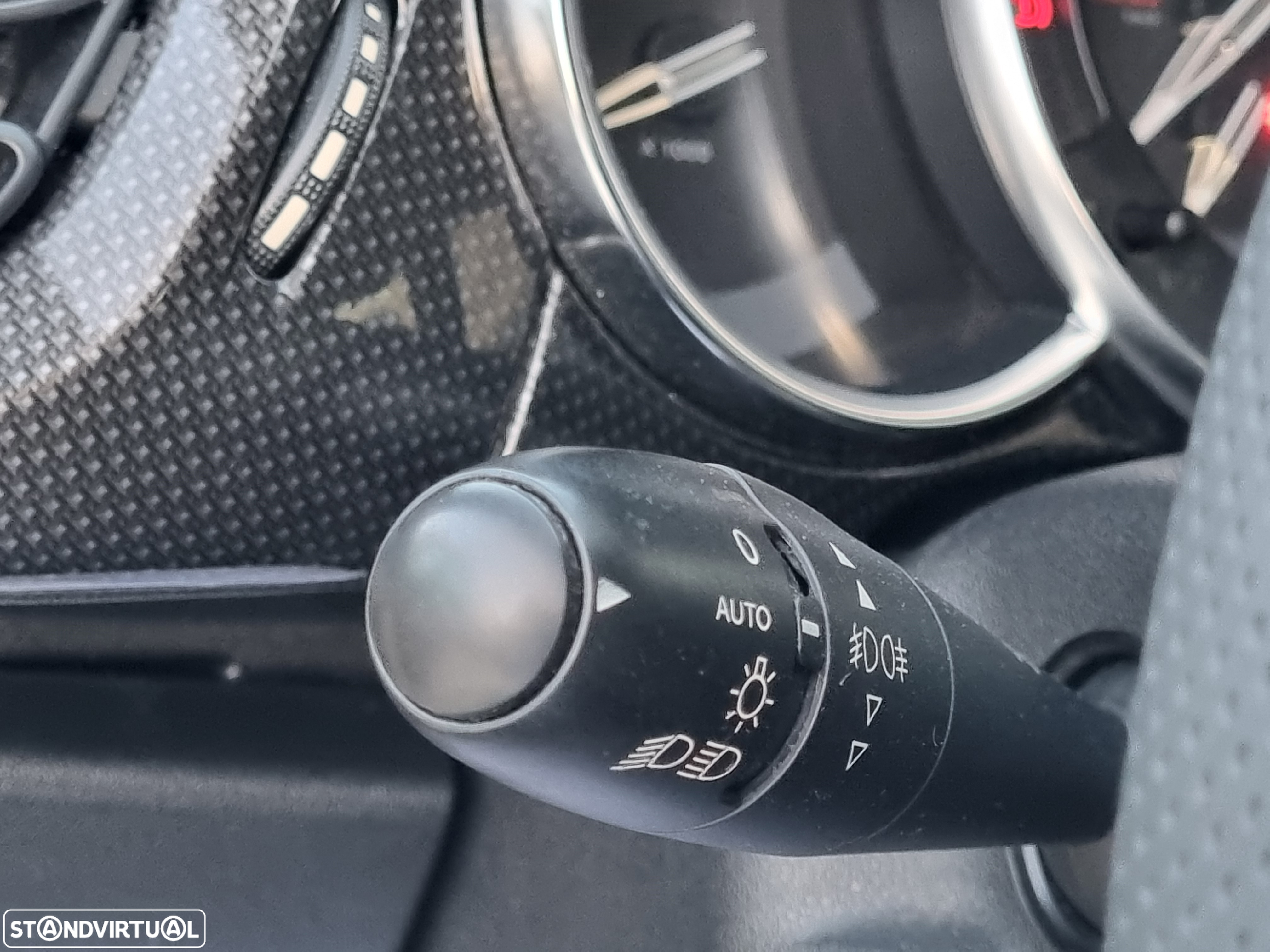 Citroën DS3 1.6 HDi Airdream Sport Chic - 14